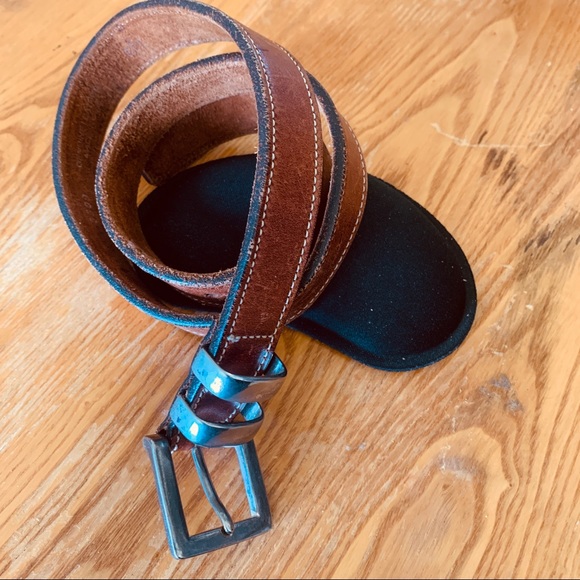 Unbranded Women's Brown Leather Belt with Contrast Stitch Size Small - Picture 10 of 16